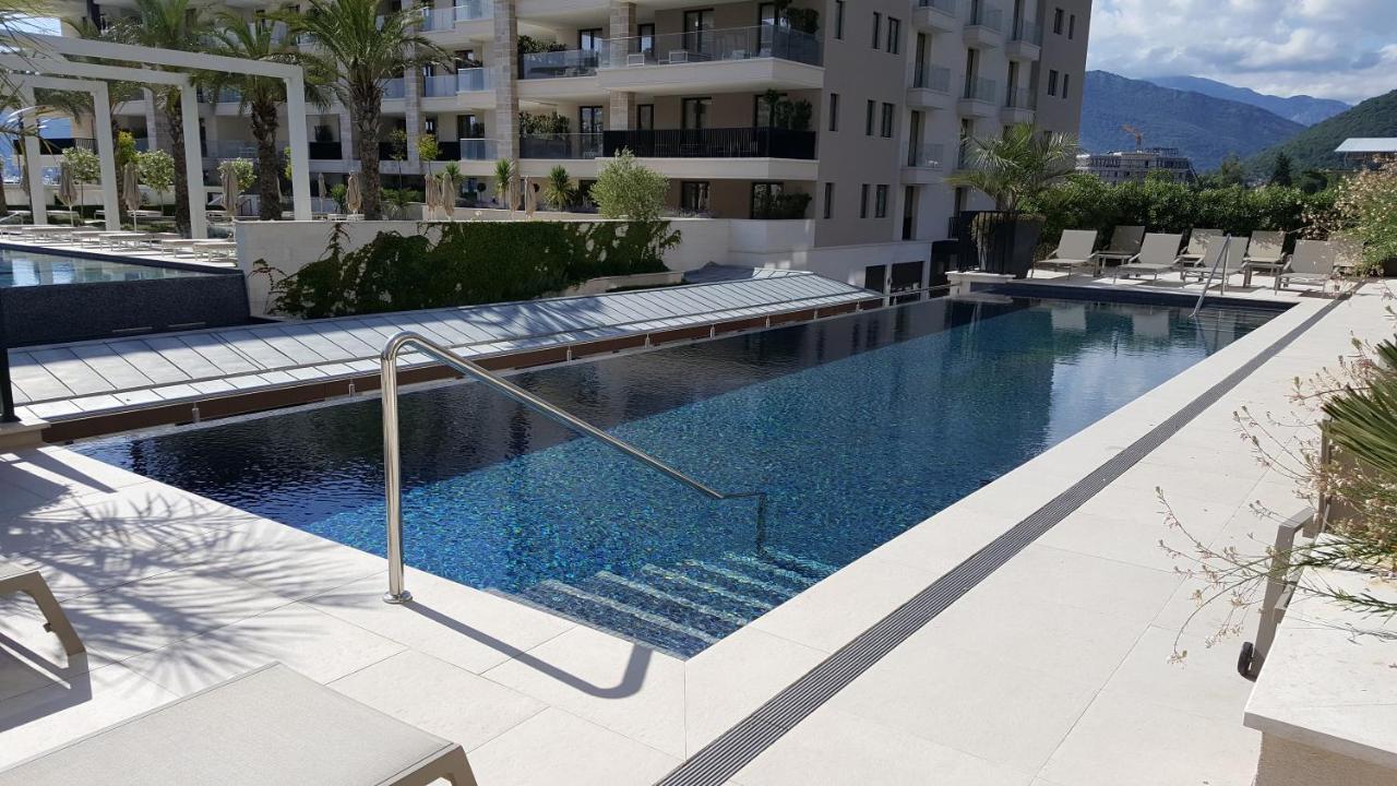 Porto Montenegro Luxurious Elena Tivat Bagian luar foto