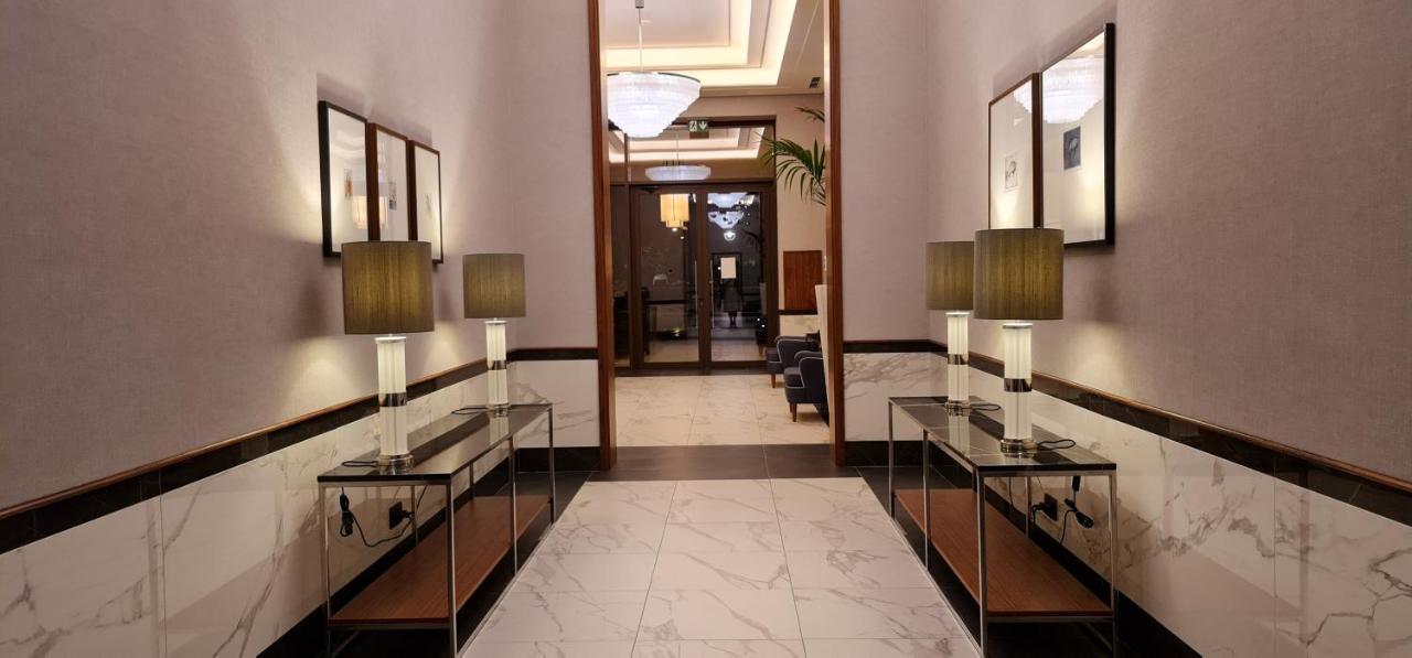 Porto Montenegro Luxurious Elena Tivat Bagian luar foto
