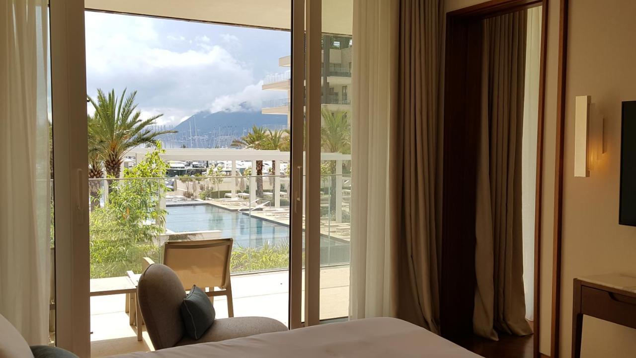 Porto Montenegro Luxurious Elena Tivat Bagian luar foto